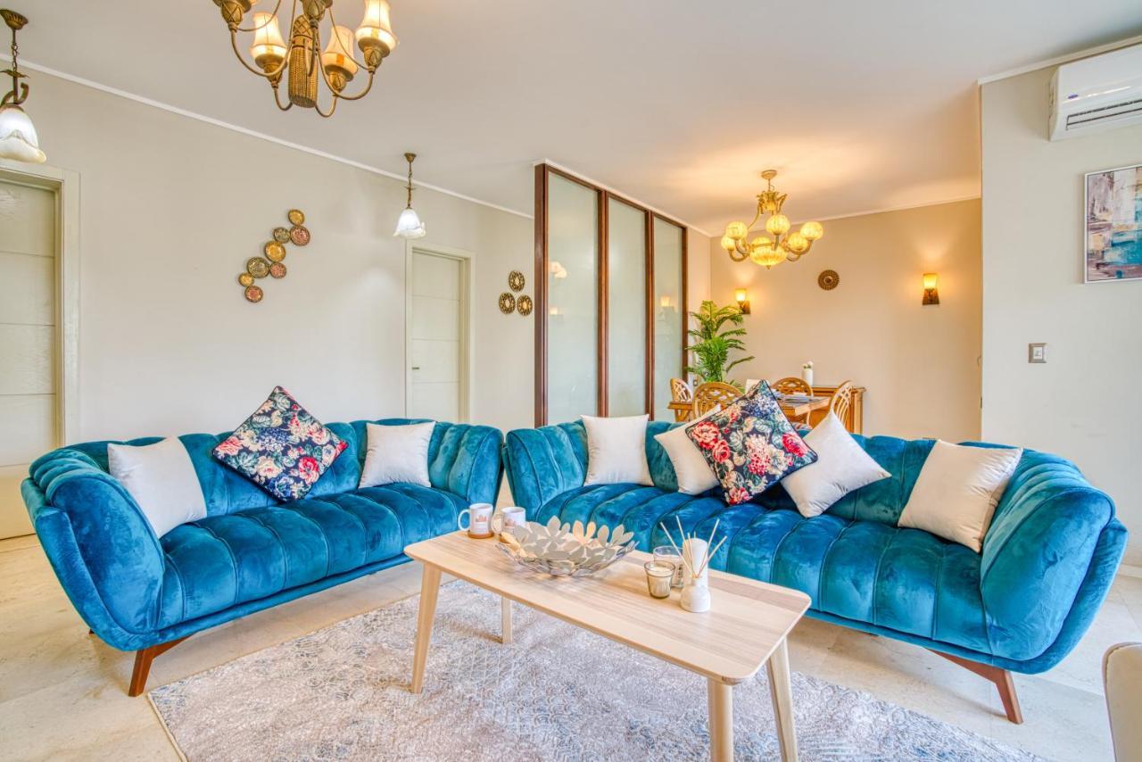 The Suites Near Auc By Elegant Il Il Cairo Esterno foto