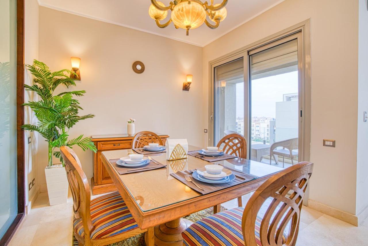 The Suites Near Auc By Elegant Il Il Cairo Esterno foto