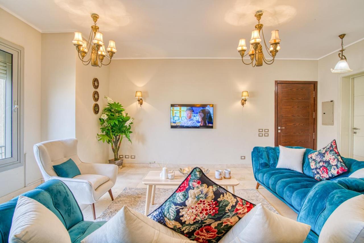 The Suites Near Auc By Elegant Il Il Cairo Esterno foto