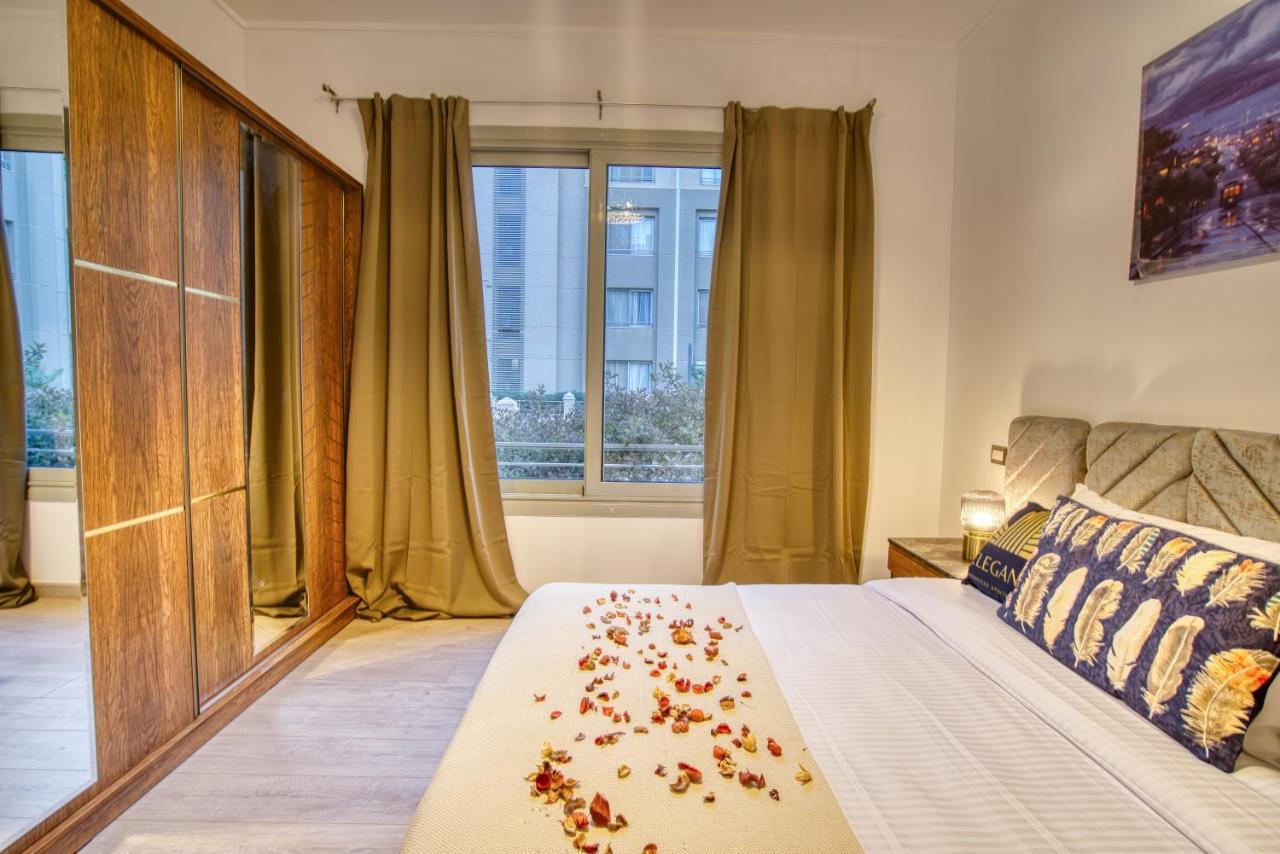 The Suites Near Auc By Elegant Il Il Cairo Esterno foto