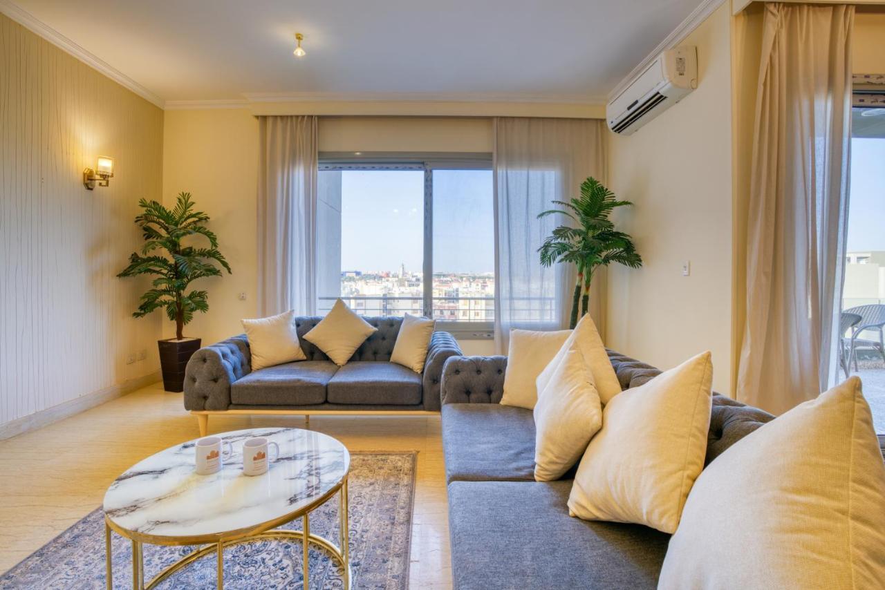 The Suites Near Auc By Elegant Il Il Cairo Esterno foto