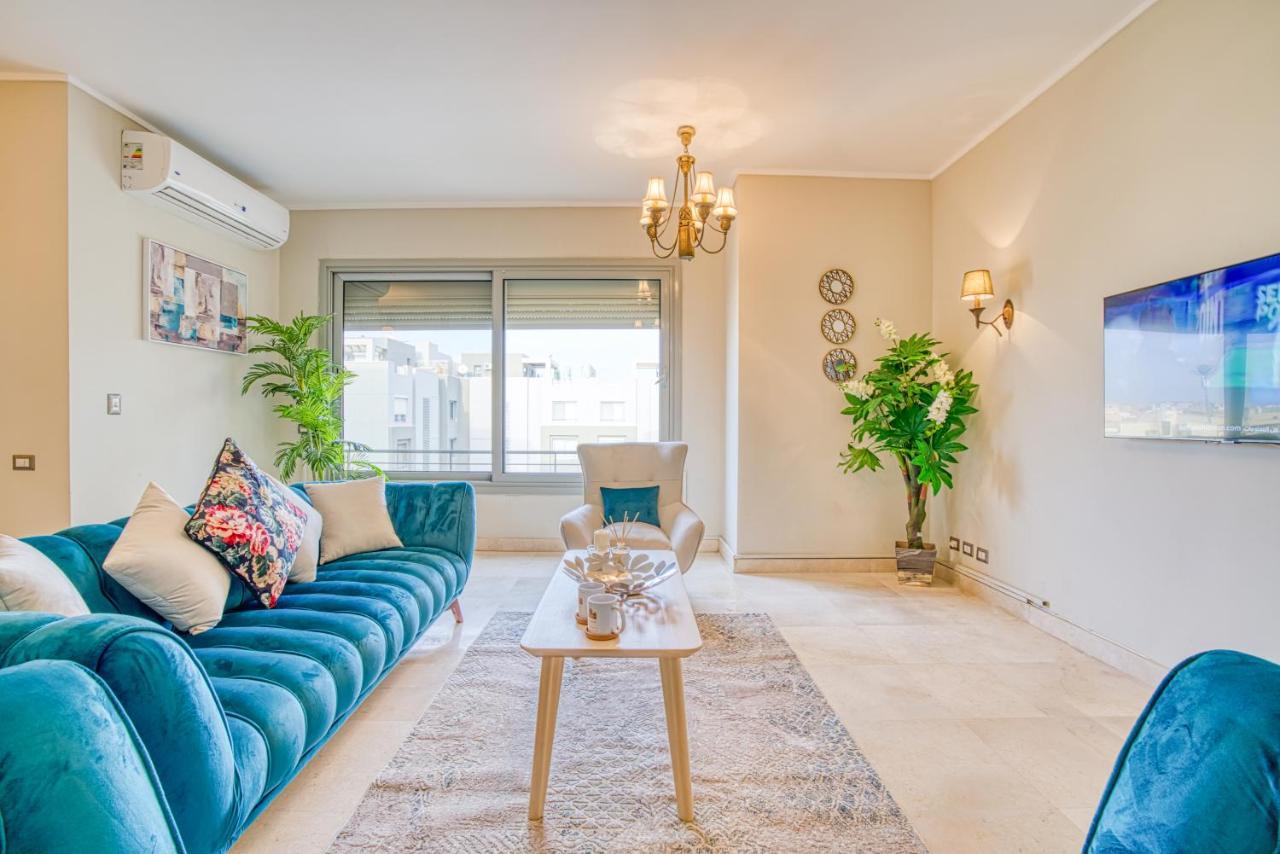 The Suites Near Auc By Elegant Il Il Cairo Esterno foto
